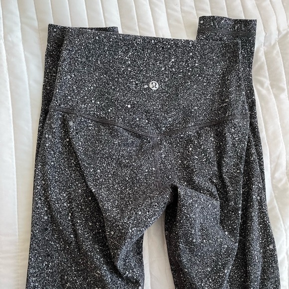 Lululemon - Align Pant - Size 2 - Black & White Speckled - Picture 2 of 4